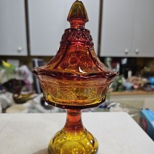 Vintage Indiana glass candy dish with lid on pedestal